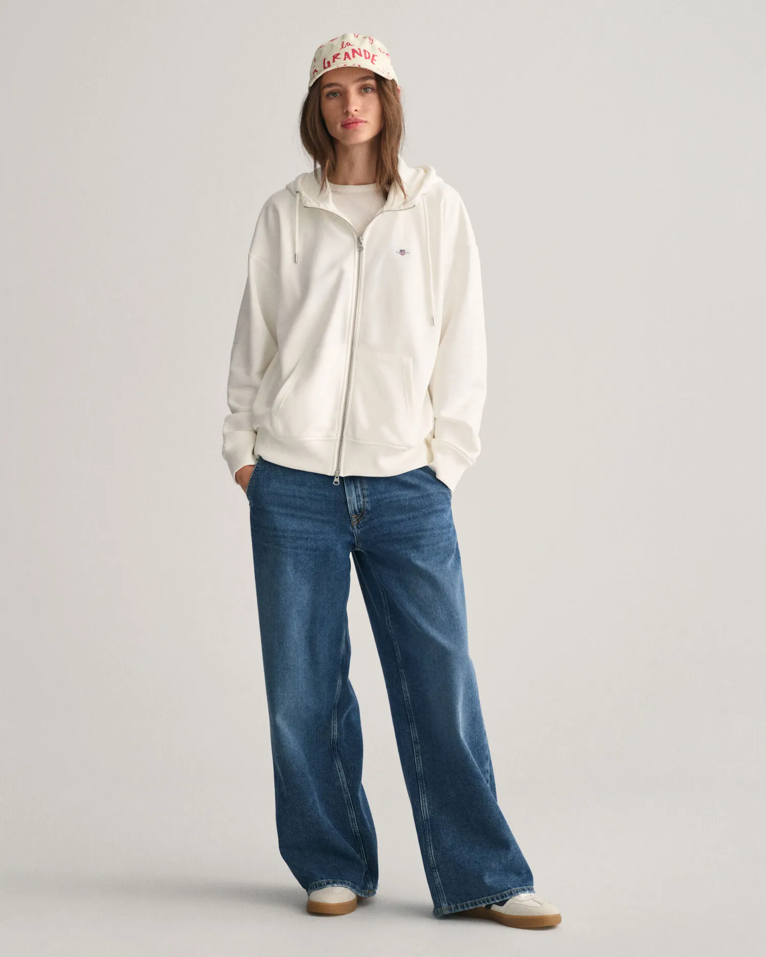 Sudadera con capucha y cremallera Shield