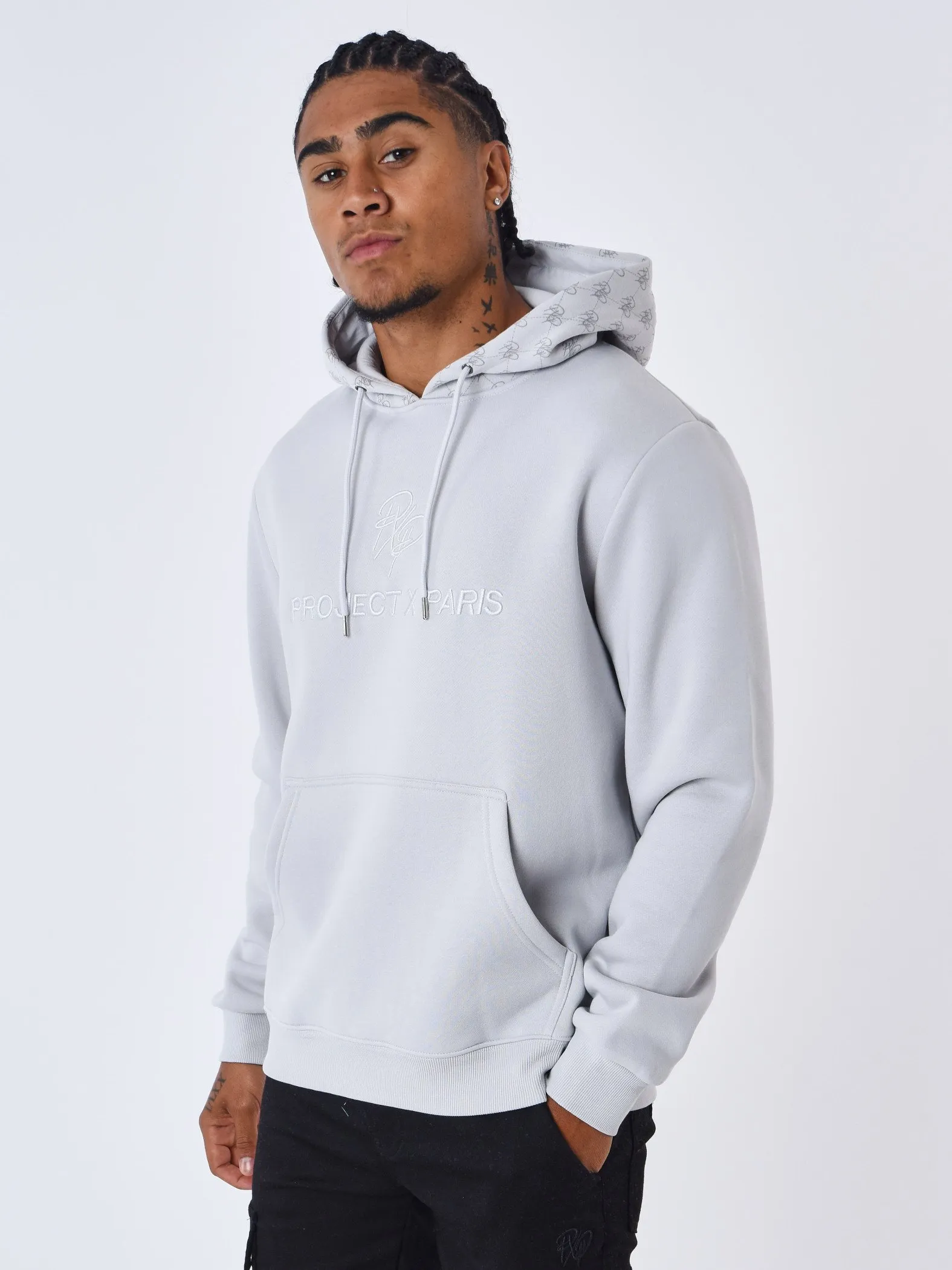 Sudadera con capucha y detalle de monograma