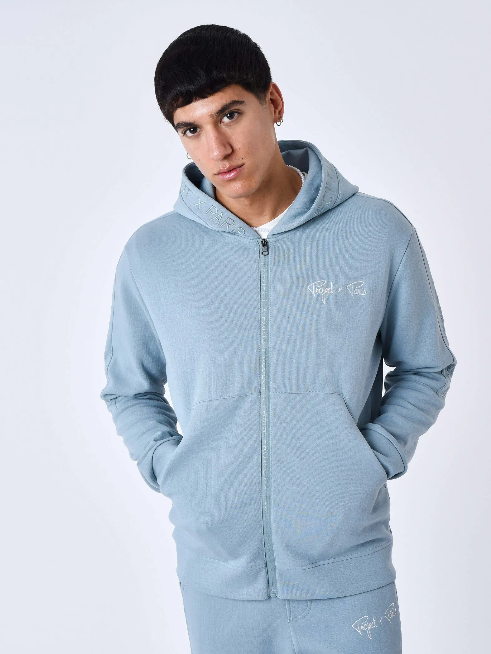 Sudadera lisa con cremallera