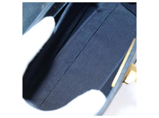 Valentino Garavani Azul marino 