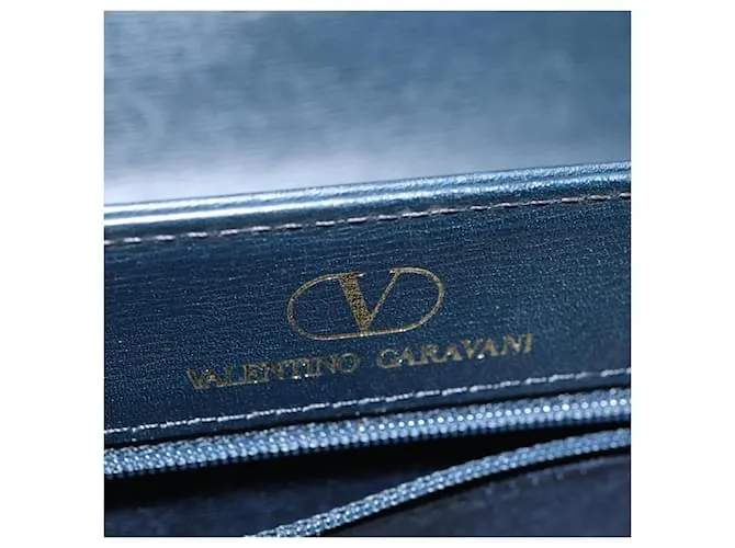 Valentino Garavani Azul marino 