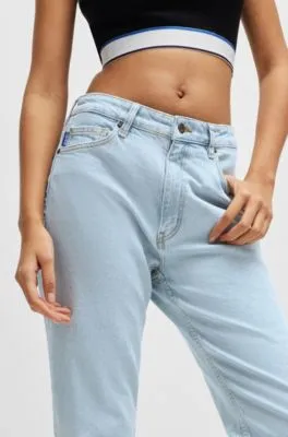 Vaqueros estilo mom en denim elástico color aguamarina