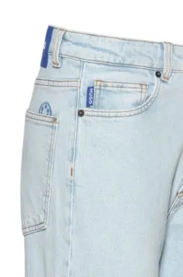 Vaqueros estilo mom en denim elástico color aguamarina