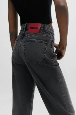 Vaqueros modern fit de denim negro con pernera ancha