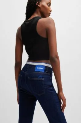 Vaqueros skinny fit en denim elástico azul oscuro