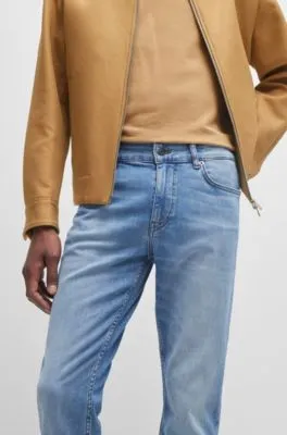 Vaqueros slim fit en denim elástico azul supersuave