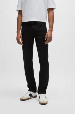 Vaqueros slim fit en denim elástico negro de gran comodidad