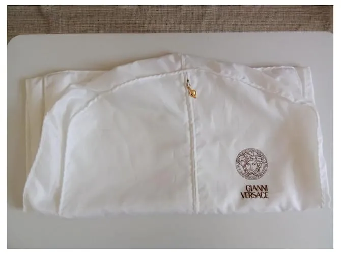 Versace Clásico Negro 