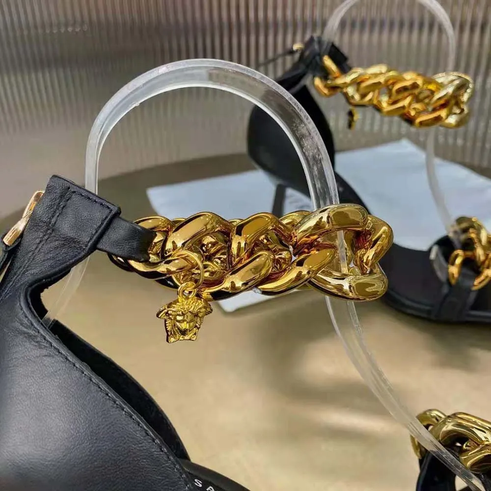 VERSACE SANDALIAS MEDUSA CHAIN DE NAPA CON TACóN DE 11CMNEGRO