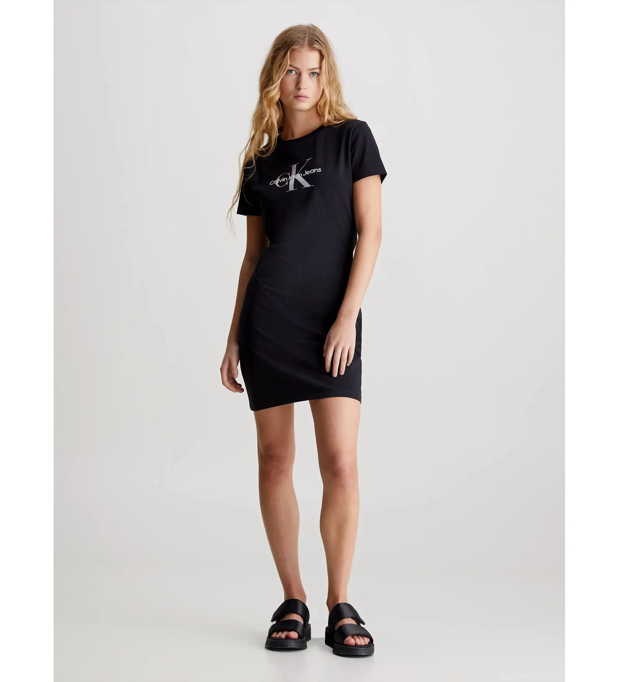 Vestido camisero con monograma negro