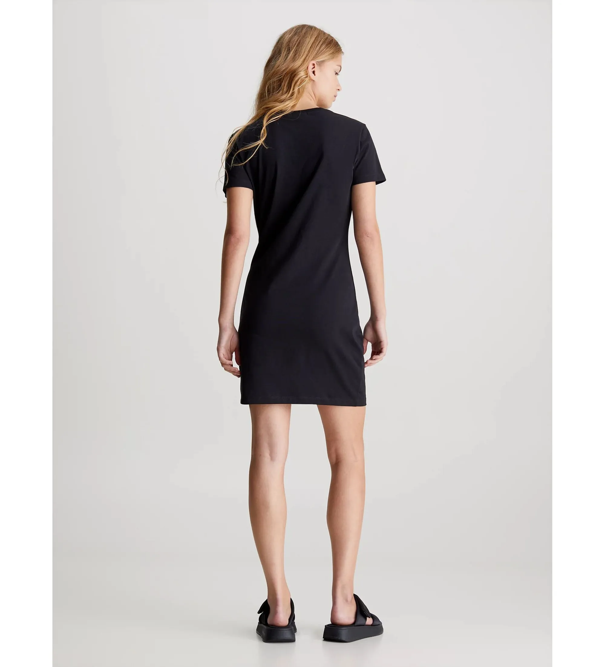 Vestido camisero con monograma negro