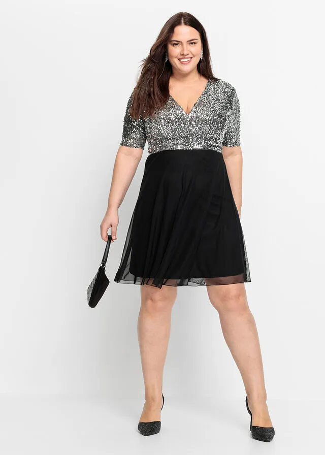 VESTIDO CON LENTEJUELAS PLATEADONEGRO