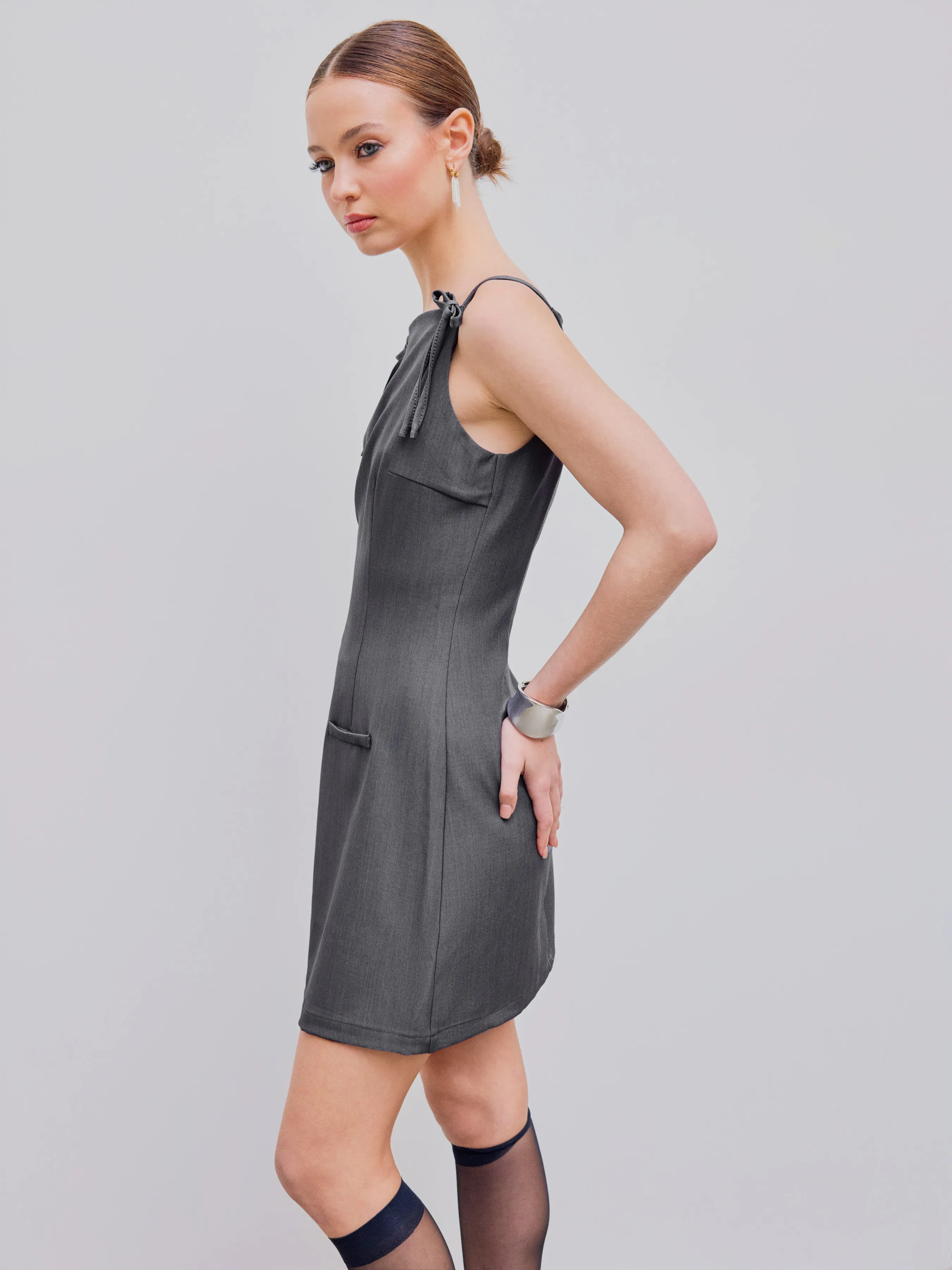 Vestido Mini con Cremallera y Lazo