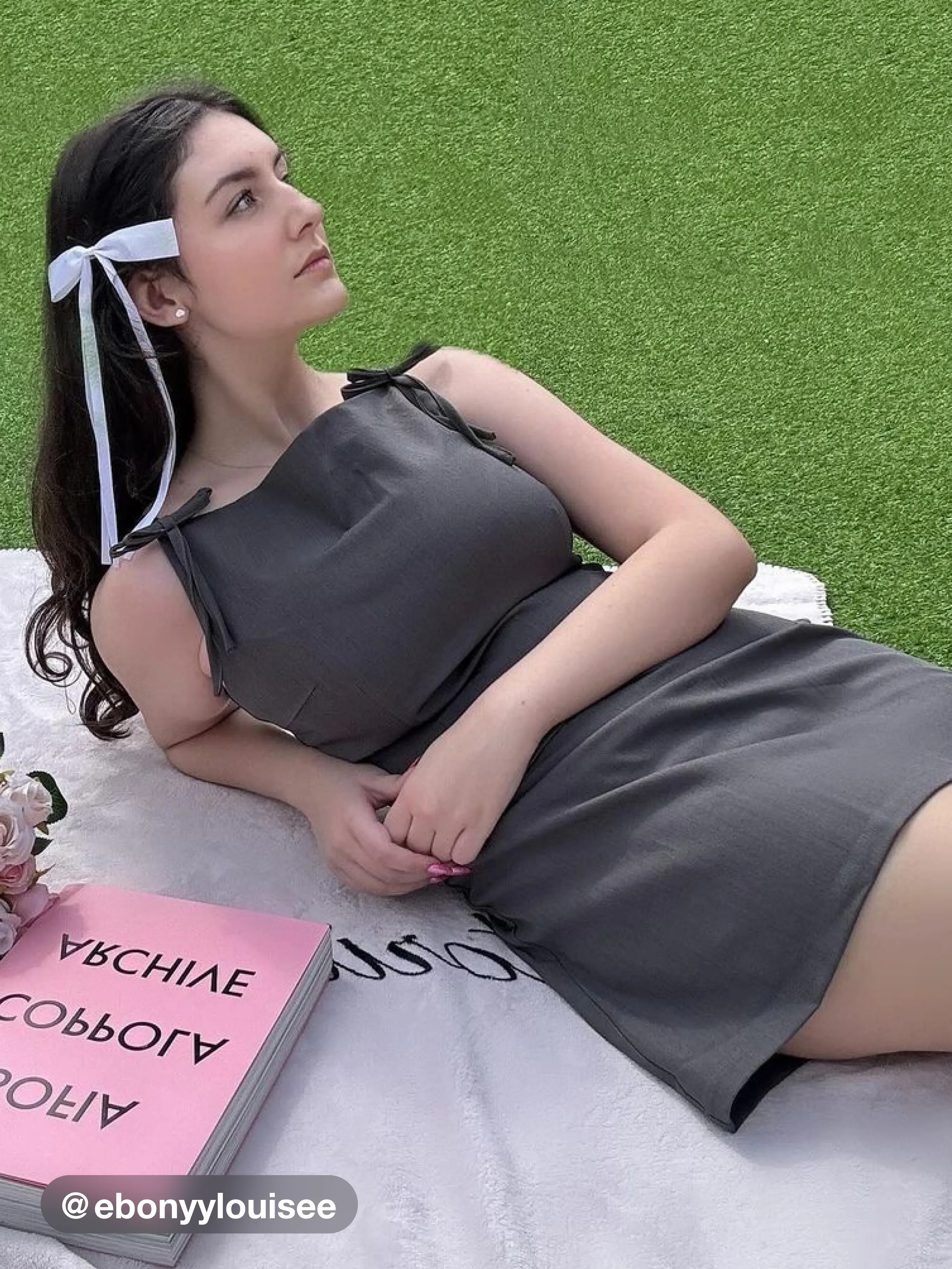 Vestido Mini con Cremallera y Lazo
